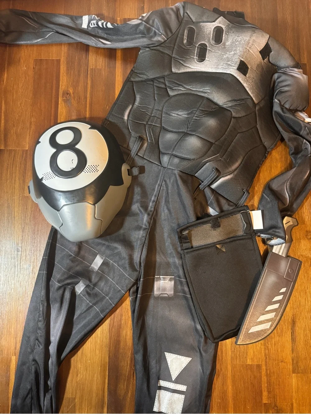❌SOLD❌ Fortnite 8-Ball Boys Halloween Costume Size Medium 8–10